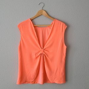 Open back express top